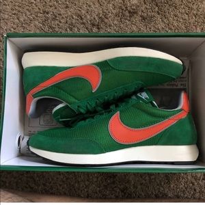 stranger things nike tailwind 79